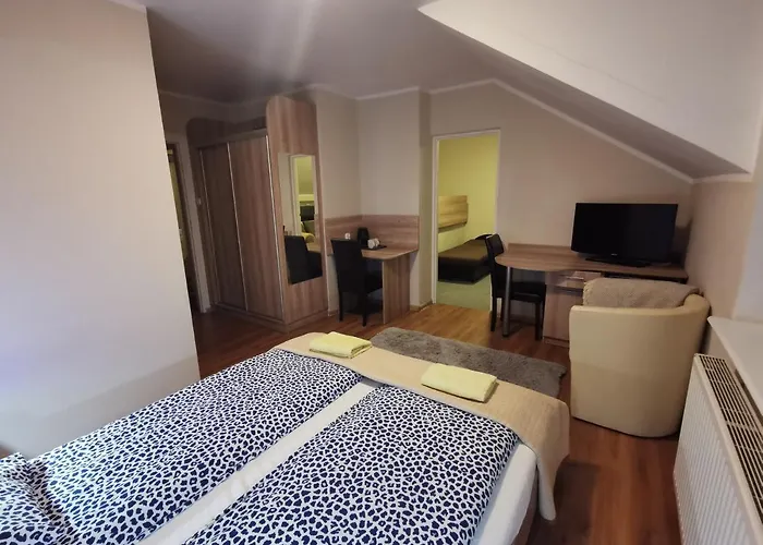 فندق مبيت وإفطار Sympatik Jastrzębia Góra